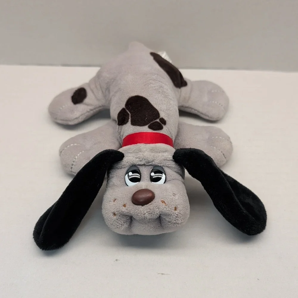 Pound Puppies‎ Plush Gray Puppy Dog Stuffed Toy Hasbro Basic Fun 2021